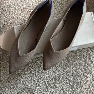 Rothy's Women's Taupe and Blue Flats